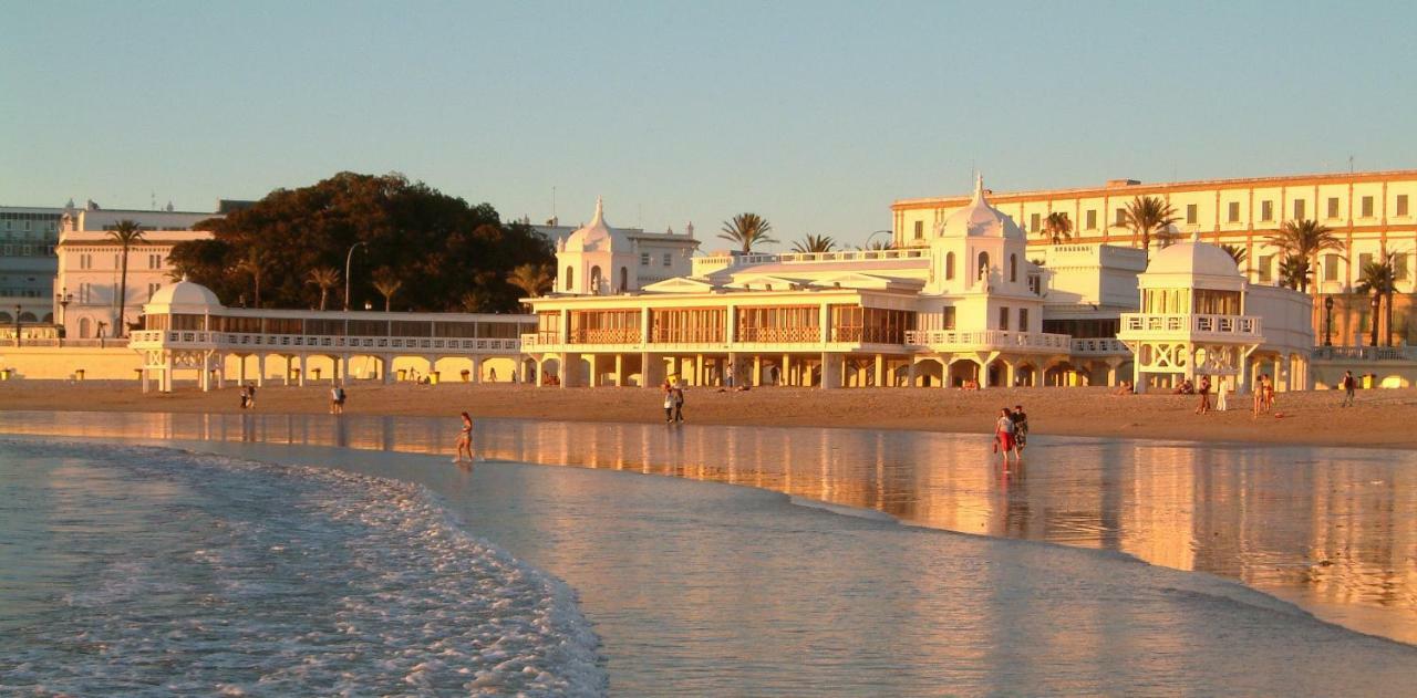 Estudio Deluxe Playa De La Victoria 카디스 외부 사진